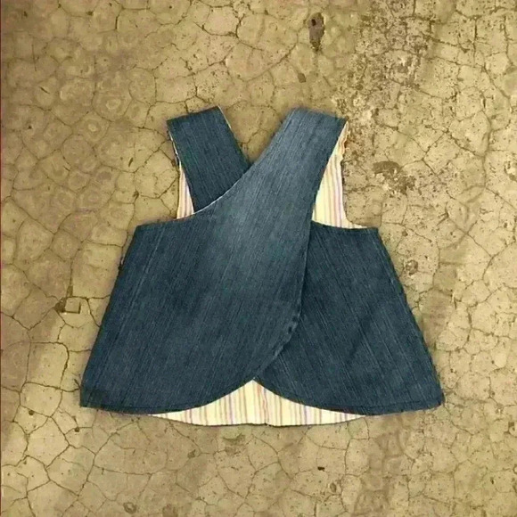 HANDMADE PINAFORE DENIM DOILIE TOP BABY 6-12 MONTHS? - Picture 5 of 6
